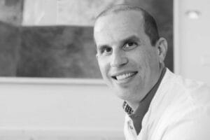 Porträt des Autors Dr. med. Marc Thomas Schmalzing, Facharzt für Innere Medizin, Zusatzbezeichnung Hämatologie/Onkologie und Rheumatologie