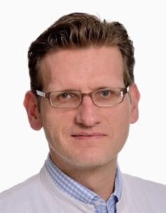Porträt des Autors Prof. Dr. med. Dirk Blondin Chefarzt der Klinik für Radiologie