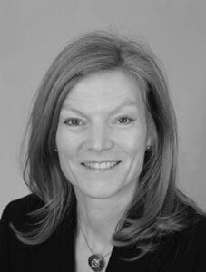 Porträt der Autorin Frau Prof. Dr. Barbara Schmalfeldt, Leitende Oberärztin in der Frauenklinik der Technischen Universität München und leitet dort das gynäkologische Krebszentrum